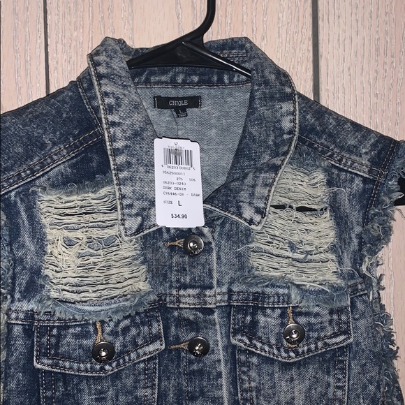 Jean jacket - Picture 2 of 4